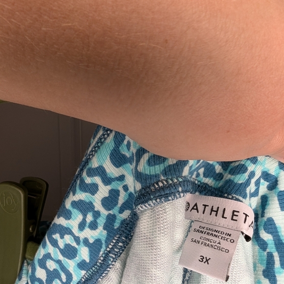 Athleta Clouded Leopard BlueElastic Waist Pocket Balance Shorts Size 3X NWT - Picture 7 of 9